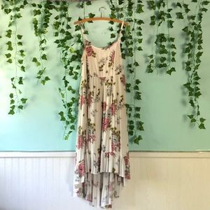 🌿Torrid high-low floral dress